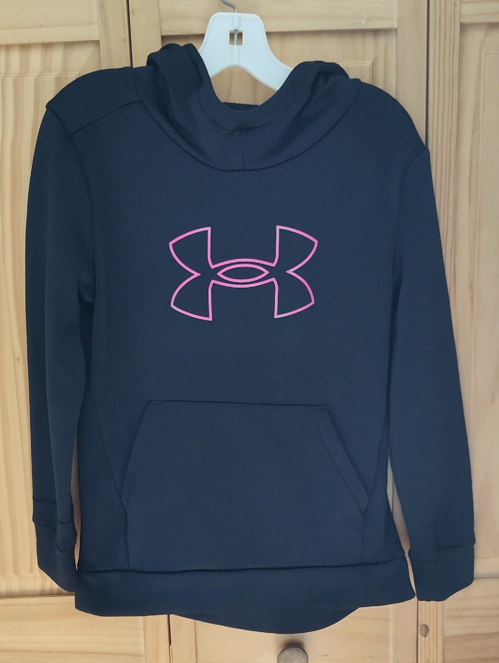 Under Armour Black Pullover Hoodie with Pink Logo, Sz Med